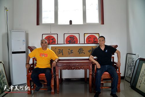 书画传真情---南开画院组织画家深入北方陶艺中心开展文化交流